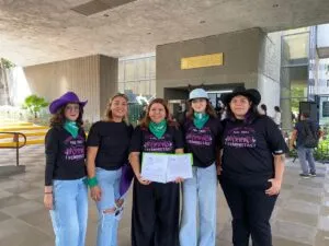 Feministas plantean despenalización del aborto en Nuevo León