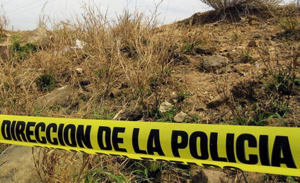 Hallan cuerpos de pareja asesinada en camino de terracería en Culiacán