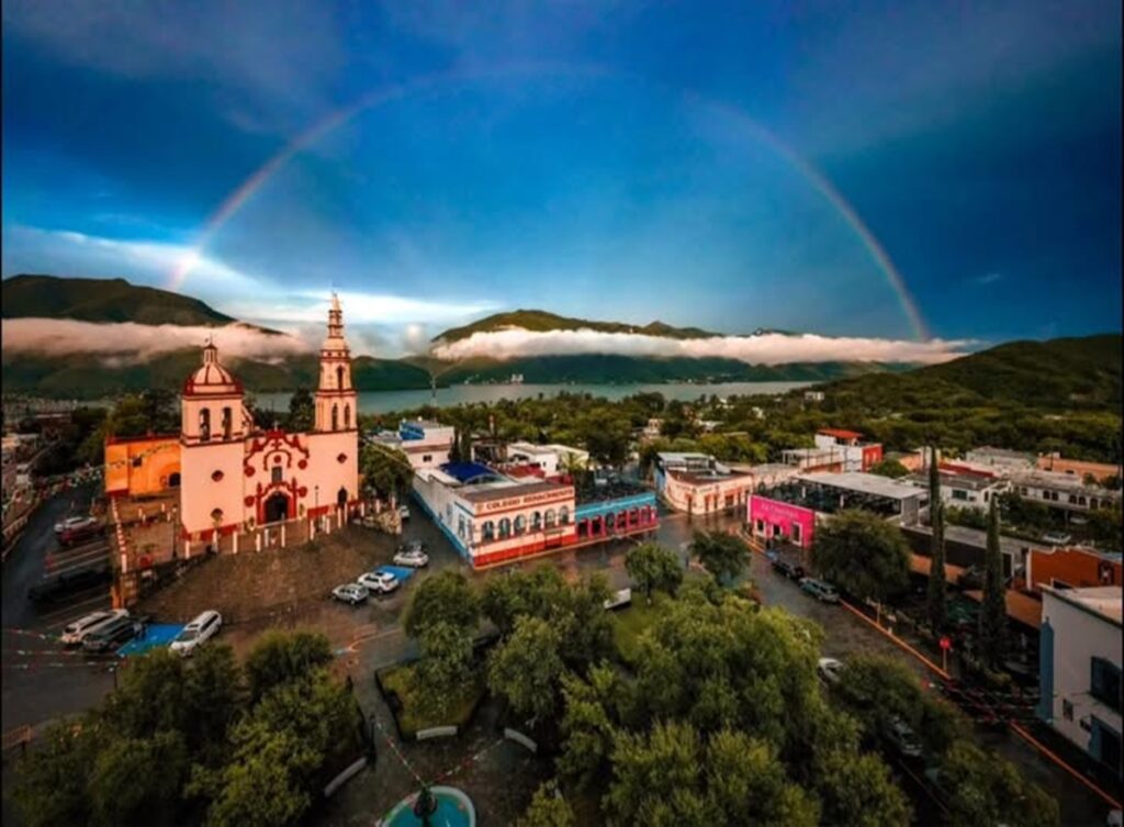 Tras tormenta captan arcoíris en la presa La Boca