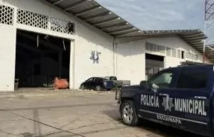 Atacan con explosivos instalaciones de Policía en Sinaloa