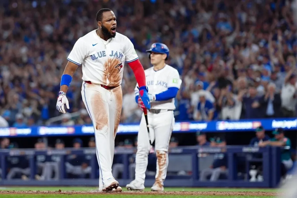 Blue Jays y Mariners definen hoy quien irá a la Serie Mundial