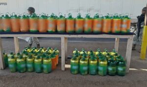 Guardia Nacional asegura metanfetamina líquida en Sonora