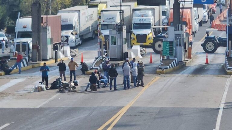 Concanaco calcula pérdidas millonarias por bloqueos carreteros