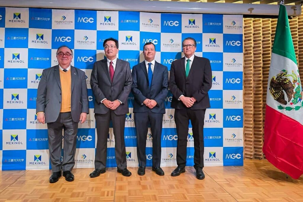 México y Japón fortalecen alianza energética con acuerdo de venta de metanol