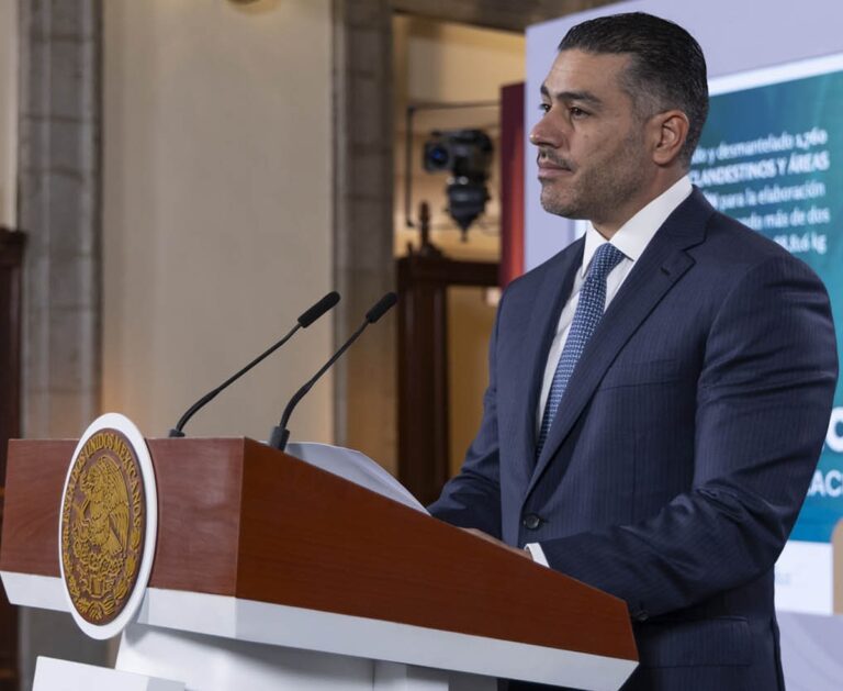 Harfuch descarta que explosión de coche bomba en Michoacán sea terrorismo