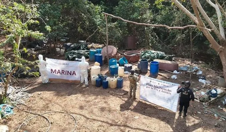 Semar desmantela laboratorios del narco en Durango y Sinaloa