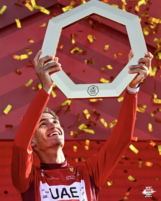 Isaac del Toro gana Tour de los Emiratos Árabes