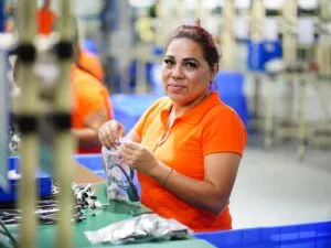 Nuevo León, primer lugar nacional en empleo de manufactura, construcción y servicios