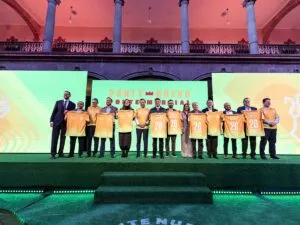 Samuel y Mariana presentan programa Ponte Nuevo, Ponte Mundial