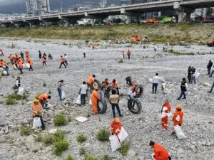 Nuevo León va por Guinness World Record de limpieza en el Río Santa Catarina