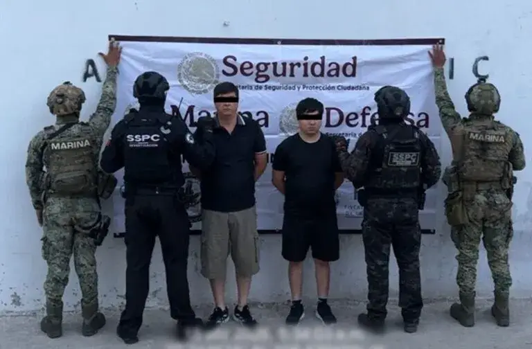 Capturan a dos miembros de "Los Chapitos" en Mazatlán