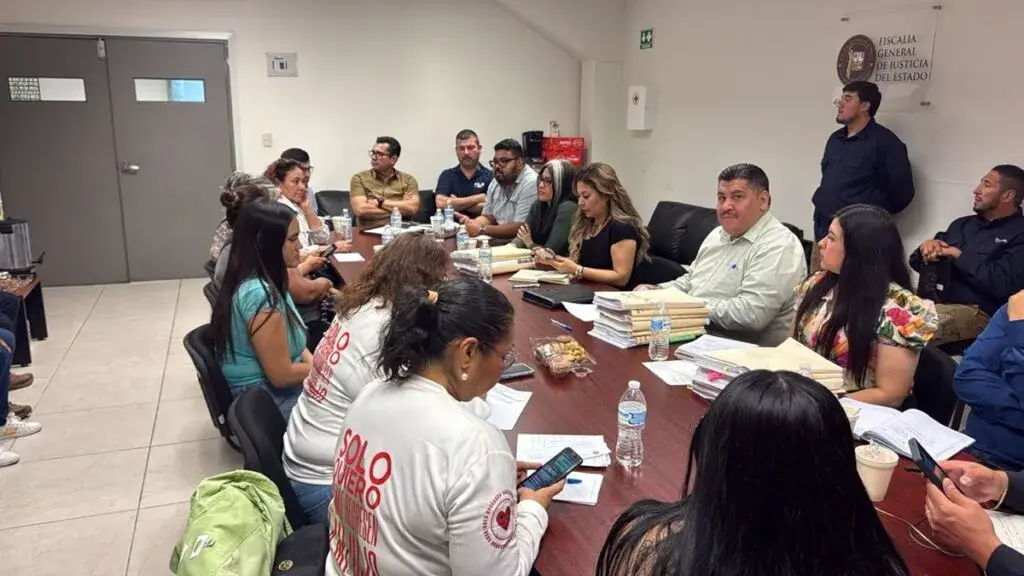 Fiscalía se reúne colectivos de búsqueda en Nogales y Magdalena de Kino