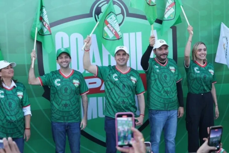 Gobernador arranca las Caravanas Coahuila Pa’l Mundo