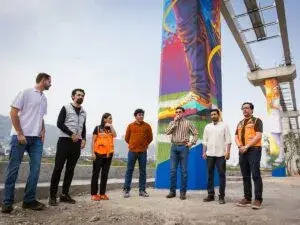 Samuel García entrega murales del Corredor FIFA