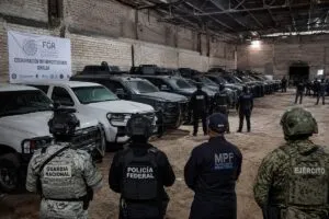 FGR asegura 15 camionetas blindadas en Reynosa