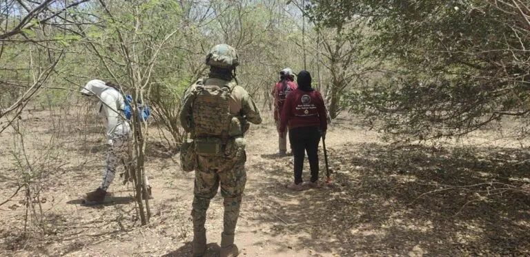 Hallan cuerpos de dos mujeres en zona rural de Mazatlán