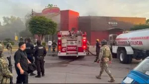 Incendian casino Tropicana en Culiacán, Sinaloa