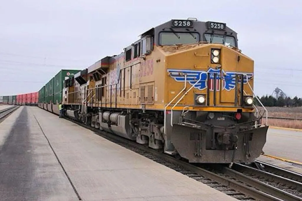 Nuevo Laredo: Fallecen migrantes mexicanos al interior de tren