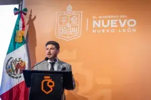 Tesla, en pausa, pero hay 420 proyectos en NL: Samuel García