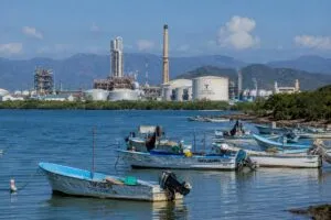 Activistas intensifican presión contra planta de amoníaco en Topolobampo