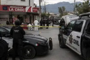 Adulto mayor enfrenta asalto y pierde a su hijo en Monterrey