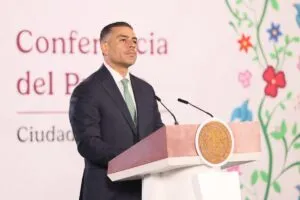 Harfuch revela presunta alianza financiera entre CJNG y Los Chapitos