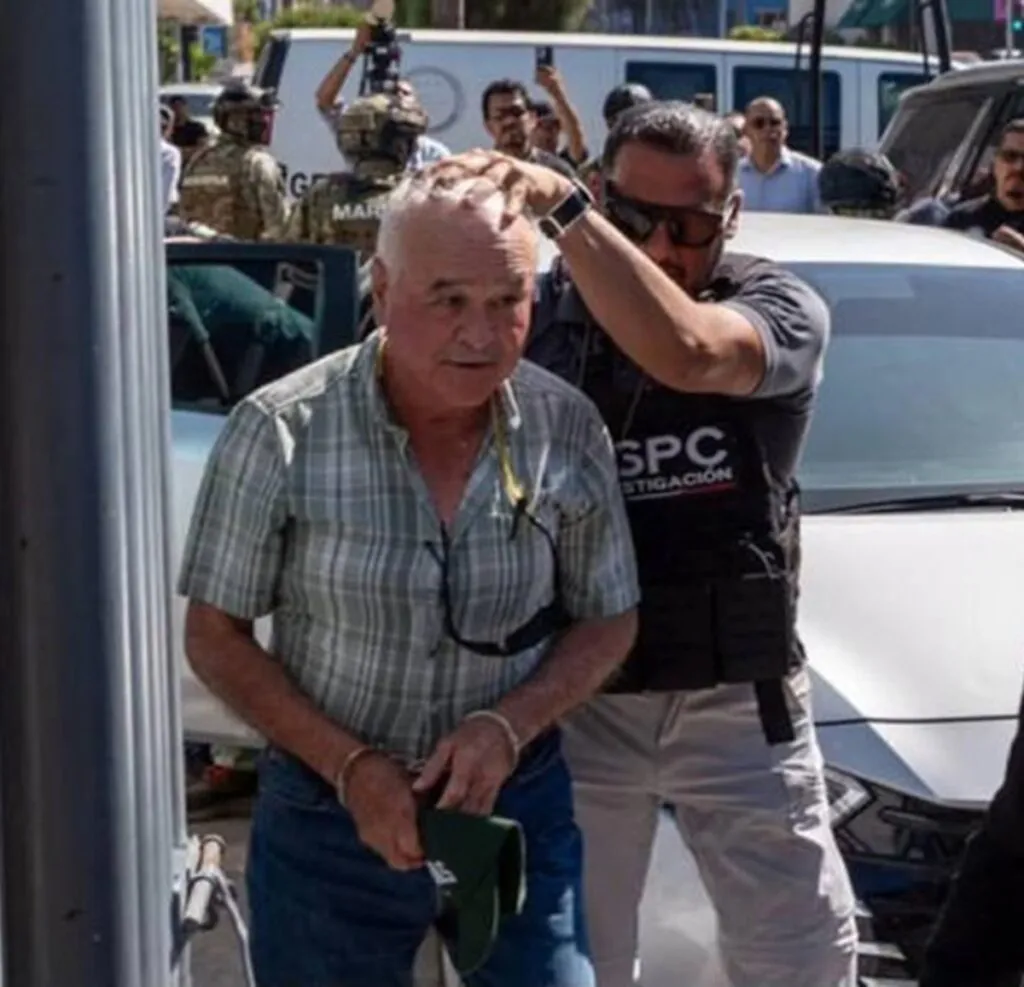 Audiencia del exgobernador Ernesto Ruffo Appel cumple 14 horas