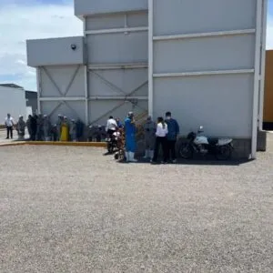 Fuga de amoniaco intoxica a 18 trabajadores en planta de Cajeme