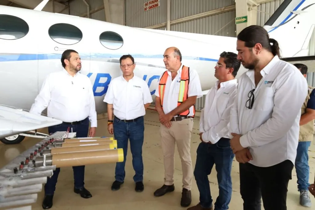Van nueve vuelos de bombardeo de nubes en Sinaloa