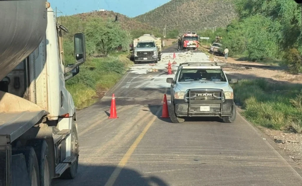 Accidente en Sonora provoca derrame de ácido sulfúrico.