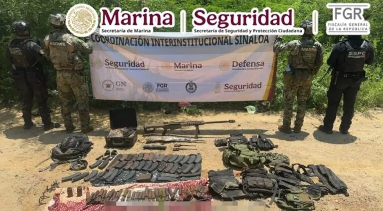 Aseguran arsenal, explosivos, drogas y vehículos en Sinaloa