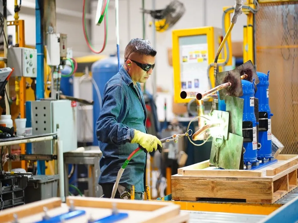 Crece economía de Nuevo León más de tres veces que el promedio nacional