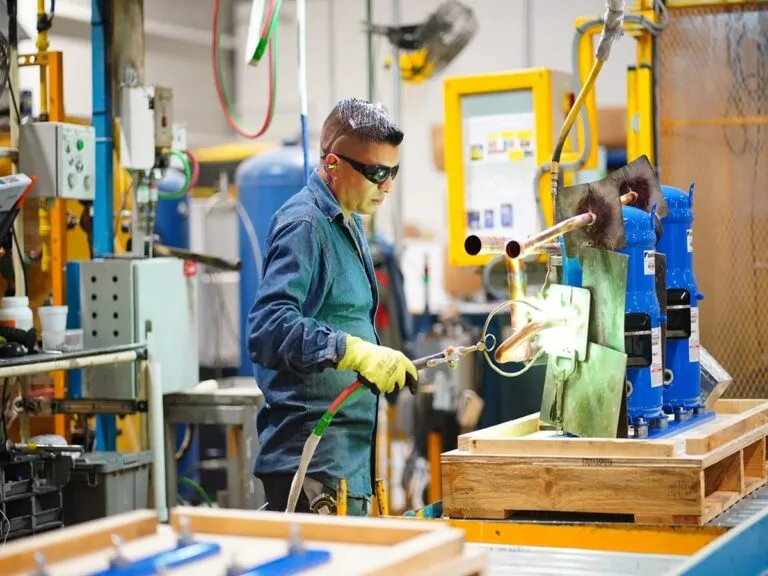 Crece economía de Nuevo León más de tres veces que el promedio nacional