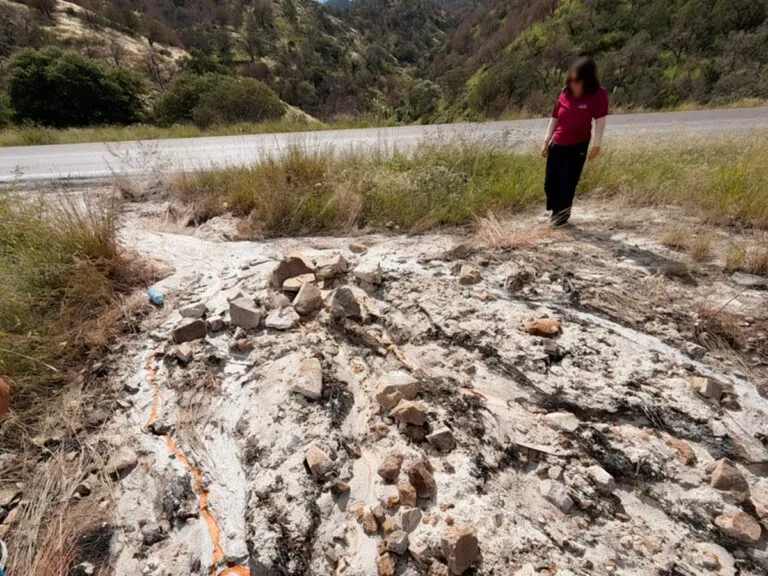Profepa ordena medidas urgentes tras derrame de químico en carretera Ímuris-Cananea