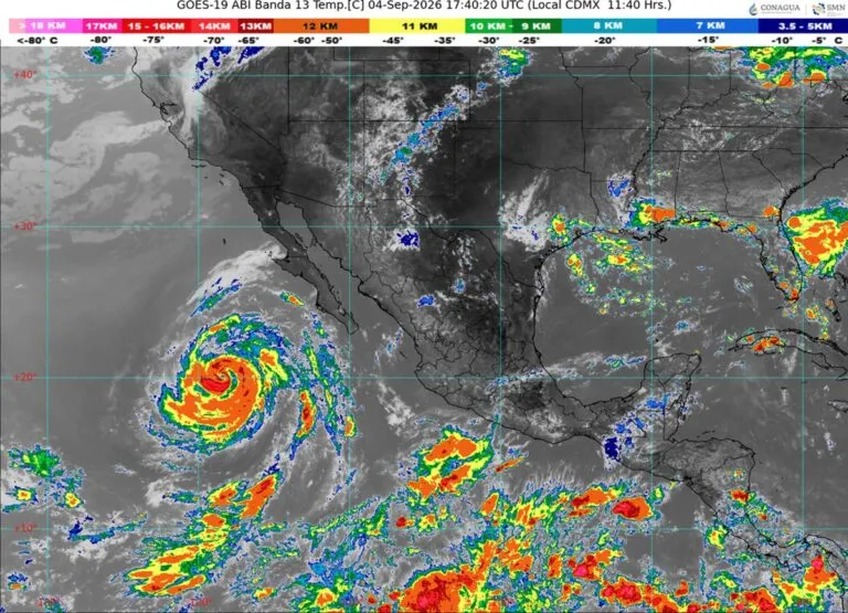 Se aleja huracán Marie de Baja California: PC