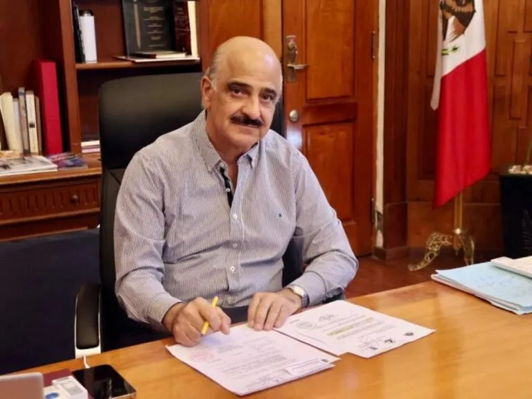 Veracruz confirma a sobrinos y yerno de AMLO en nómina