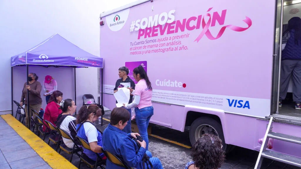 Banco Azteca impulsa el bienestar integral con Cuenta SOMOS