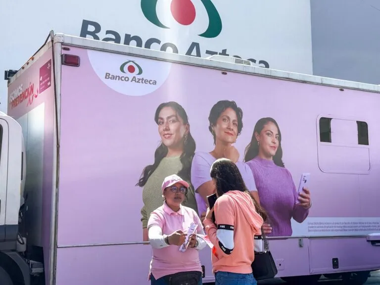 Cuenta SOMOS de Banco Azteca articula salud y finanzas para mujeres mexicanas