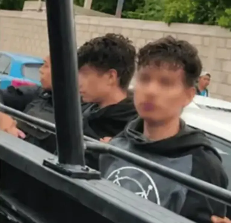 Vinculan a gemelos por homicidio de subdirectora en Torreón